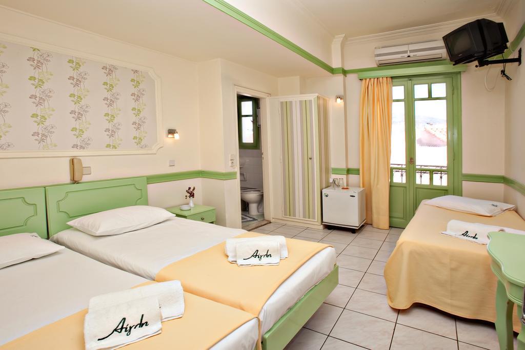 Aegli 1876 Hotel Tínos Szoba fotó