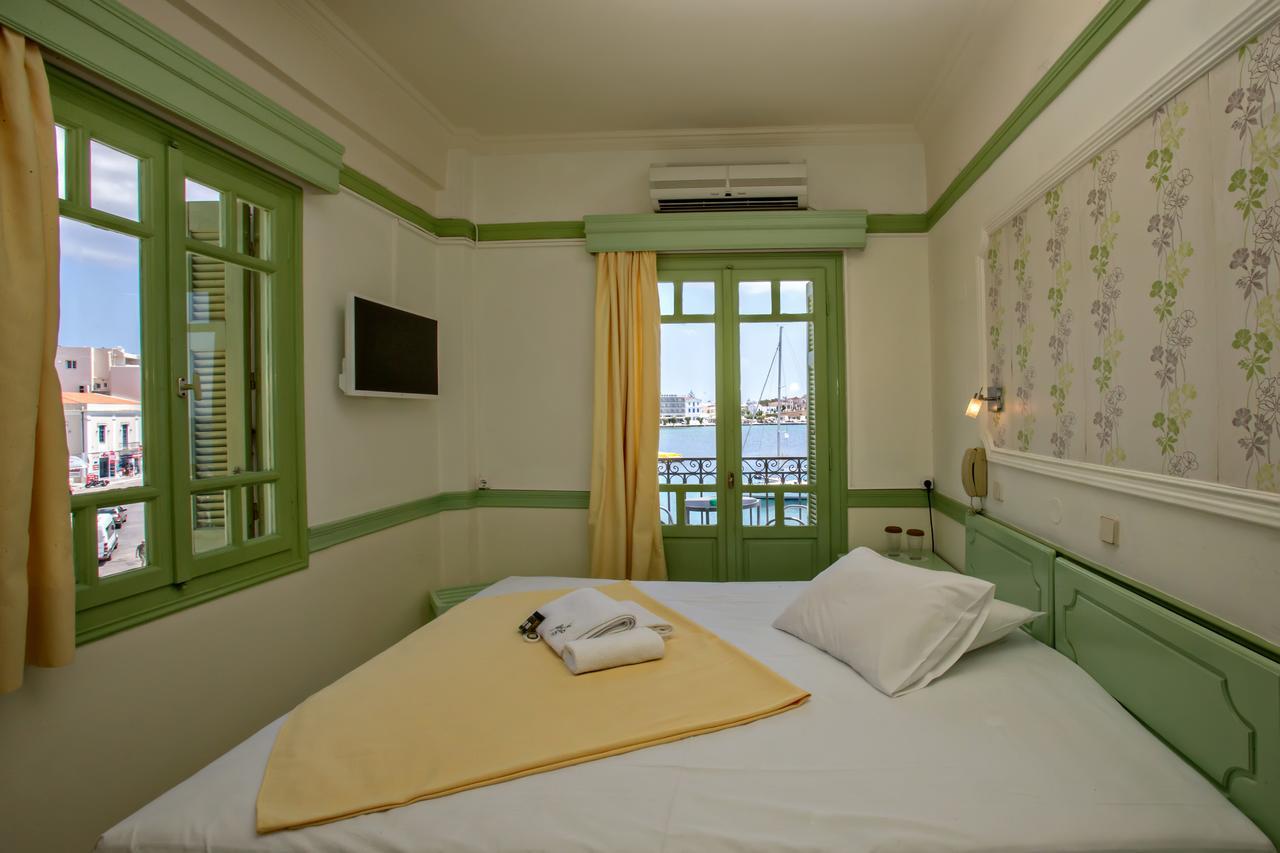 Aegli 1876 Hotel Tínos Kültér fotó